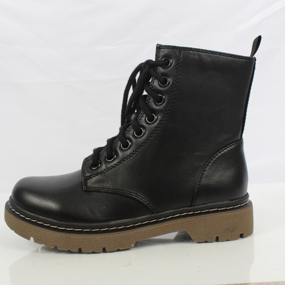 Black Faux Leather Lace Up Lug Sole Military Boot - Picture 8 of 8